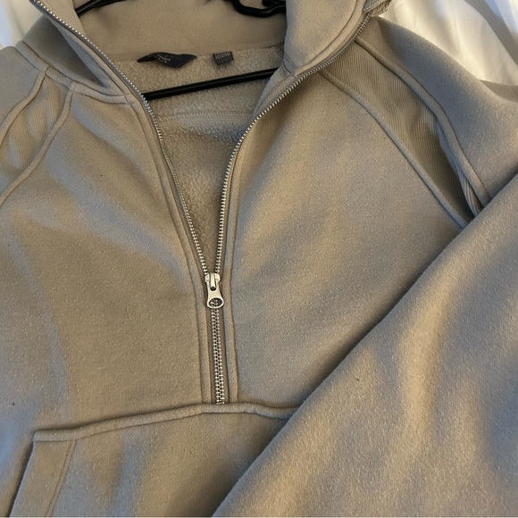 Danskin Pullover - Picture 2 of 5